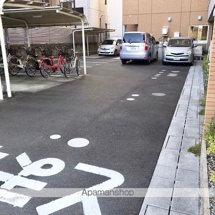 ＹＵＷＡ　Ｓｅｔａ[1DK/30.24m2]の駐車場