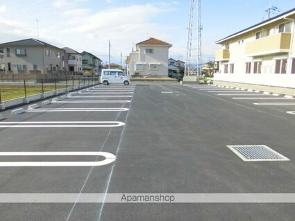 ソフィアフィリア　ソフィア[1LDK/36.39m2]の駐車場