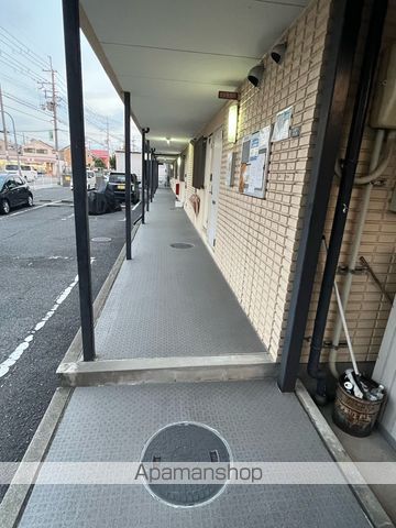 モアクレスト綾園の玄関写真
