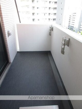 アローズ南麻布[1LDK/59.25m2]のバルコニー