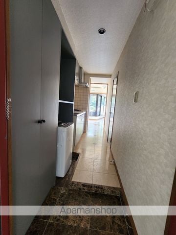 スリーナインの内装写真