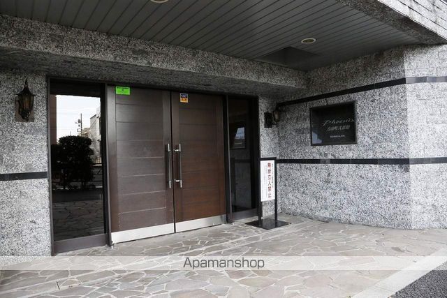 フェニックス方南町弐番館の玄関写真
