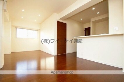 ＦＯＲＴＵＮＡ老松[1LDK/49.31m2]のリビング・居間