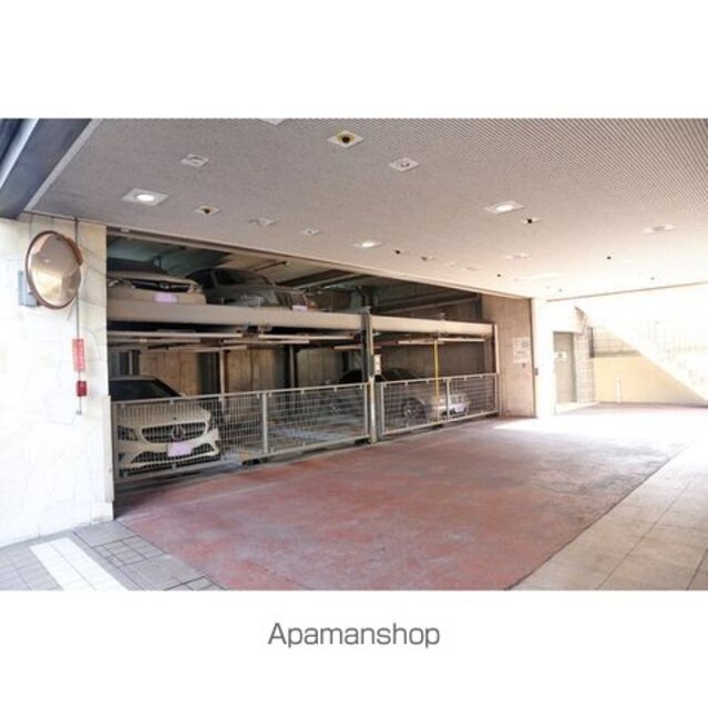 グランカーサ新宿御苑[1R/27.87m2]の共用部2