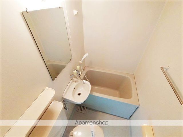 ロイヤルイーストの内装写真
