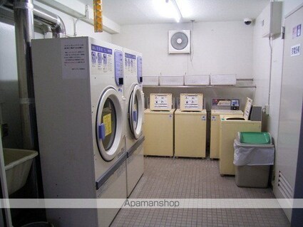 東京都港区芝浦４丁目[1K/20.16m2]の共用部