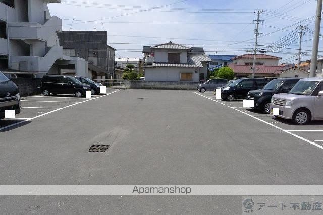 ＫＢコート土居田Ⅰ[1R/23.6m2]の駐車場