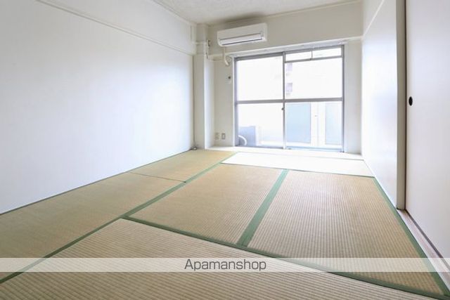 ビレッジハウス白枝2号棟の内装写真