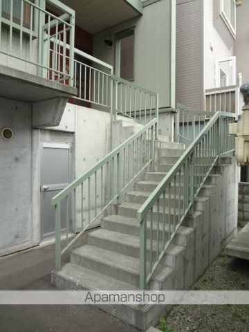 フラワー西尾の外観写真