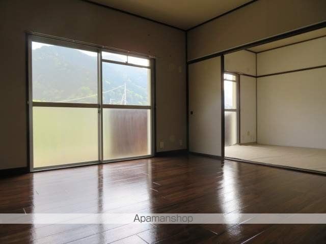 アーバンコート山根の内装写真