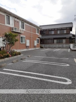 サンライズ彦根Ⅱ番館[2LDK/56.47m2]の駐車場3