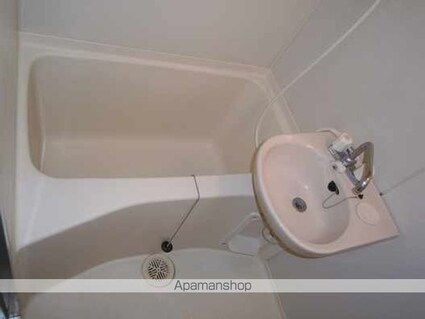 レオパレスＦｌａｔ浜松町[1K/18.64m2]のバス