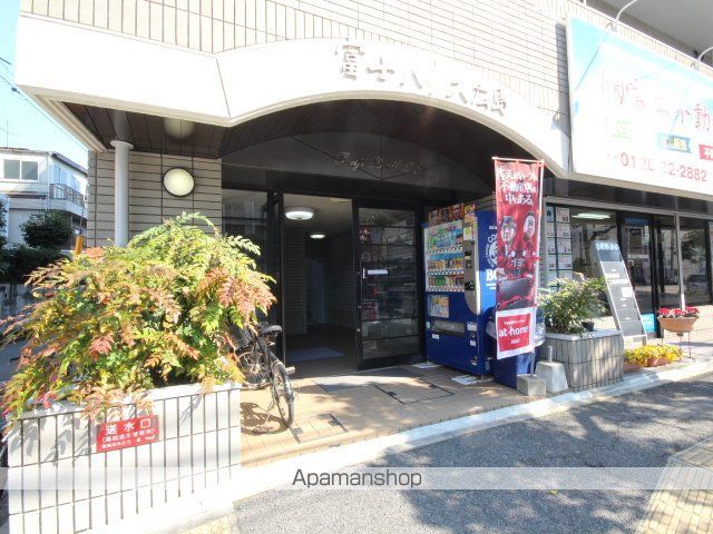 フジビル23の玄関写真