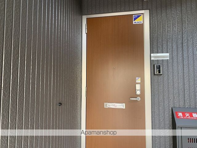 UNA CASA COMODAの玄関写真