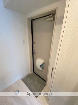 フルール・ド・エフォ[1R/11.33m2]の玄関