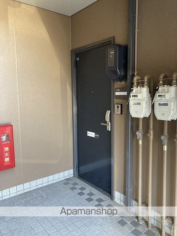 メゾンドールサクマの玄関写真