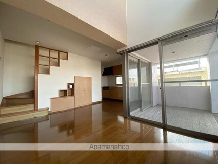 キュービックパレス[2LDK/60.39m2]のリビング・居間