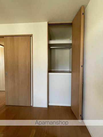 メープルコートNAKAO E棟の内装写真
