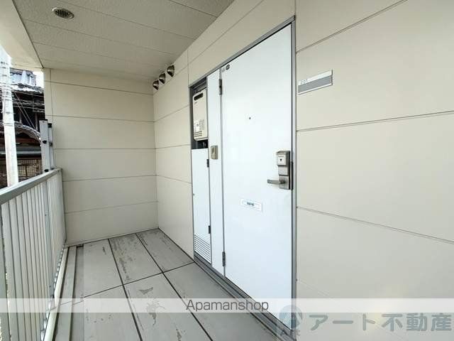 レオパレスTAKARA浅川の玄関写真