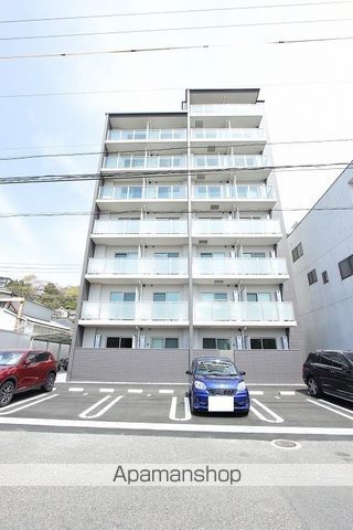 スカイブルー・ヨシの外観写真