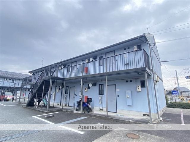 ルポ・メゾンC棟の外観写真