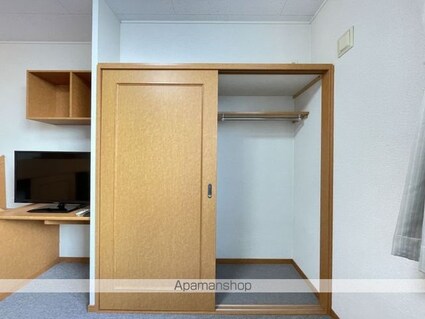 レオパレスセコ伍番館[1K/23.18m2]の収納