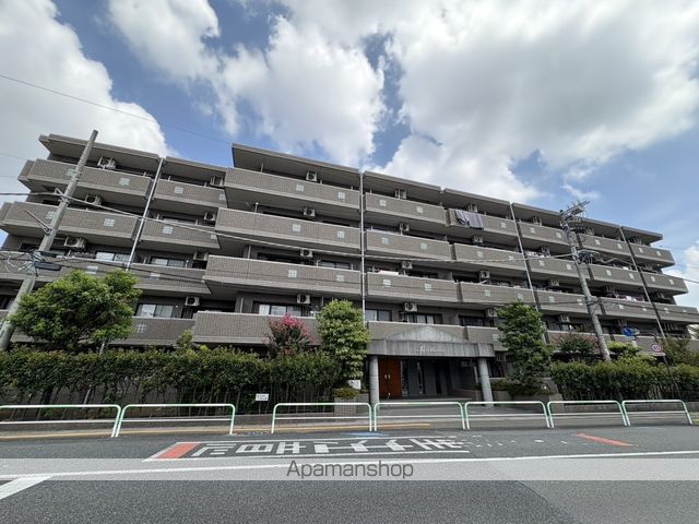 ブリリアントの外観写真