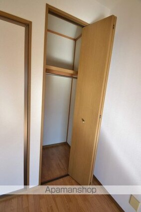 ＬＡＬＡオクター五番館[2DK/42.11m2]の収納