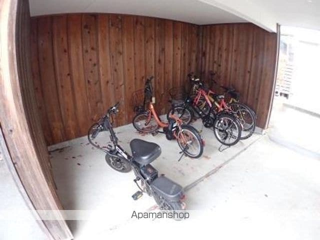 APARTMENT十三の外観写真