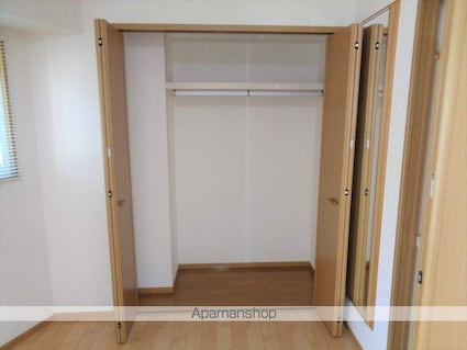 プレシャスクローバー[1R/37.3m2]の収納