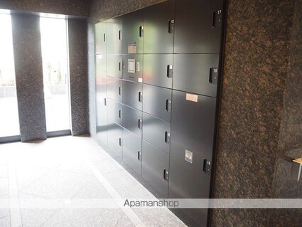 ルーブル高島平[1K/25.42m2]の共用部2