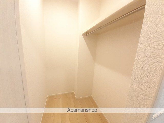 ポスト フォルトナートAの内装写真