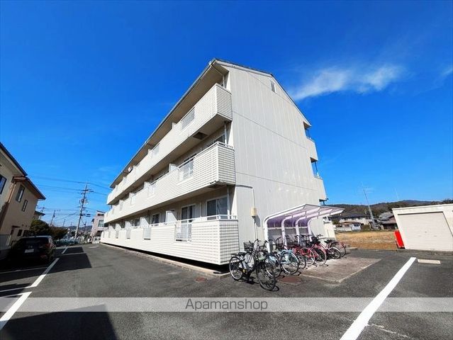 グランドールマンションの外観写真