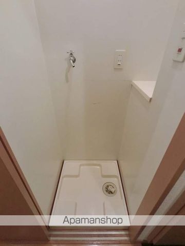 クラウンズワン箱崎の内装写真