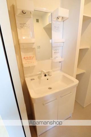 プティットフルールIIの内装写真