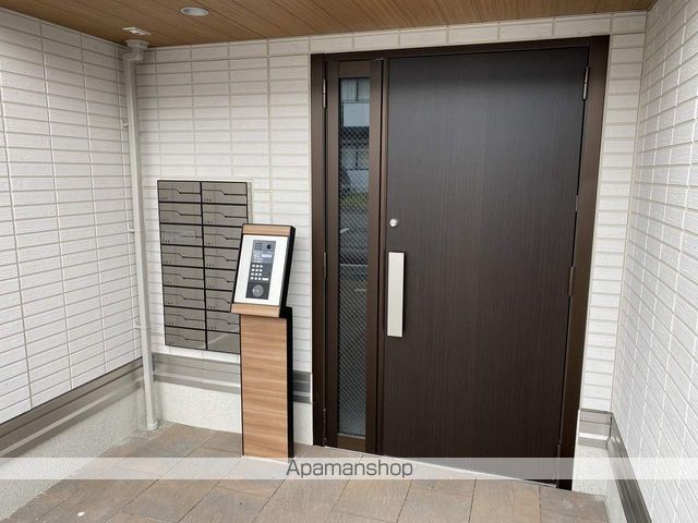 エミネンスの玄関写真