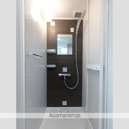 ルベルソー駒沢[1R/9m2]のバス