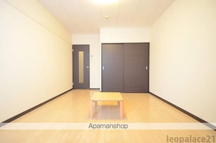 レオネクストプリマヴェーラ児島[1K/28.02m2]のリビング・居間2