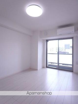 リブリ・Ｓｈｉｒｏｋａｎｅ[1K/26.54m2]のリビング・居間