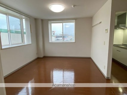 ＪＥＷＥＬ[1LDK/44.8m2]のリビング・居間