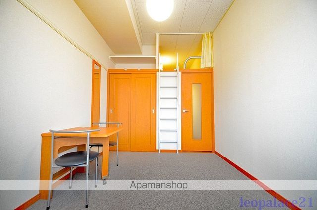 レオパレスさかえの内装写真