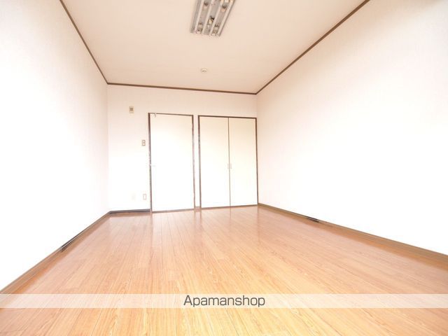 パークハイツ島内の内装写真
