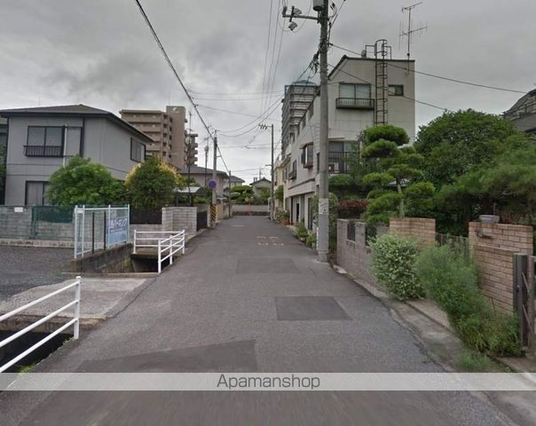 LINESの周辺写真