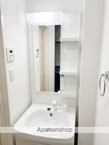 LUXENA新大阪の内装写真