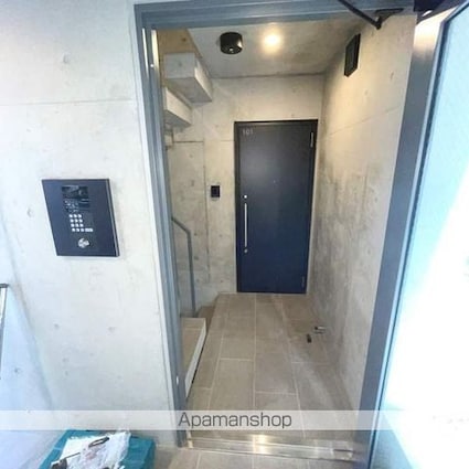 レフィール中野[1R/26.92m2]の周辺4