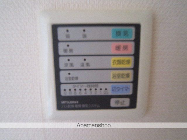 R+ATWINの内装写真