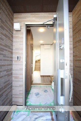 シルキーメゾン[3LDK/87.77m2]の玄関