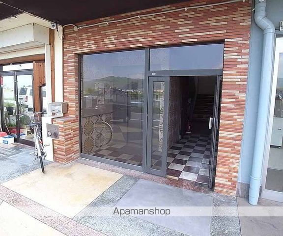 天草マンションの玄関写真