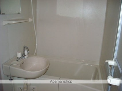 レオパレス湖浜[1K/22.35m2]のバス