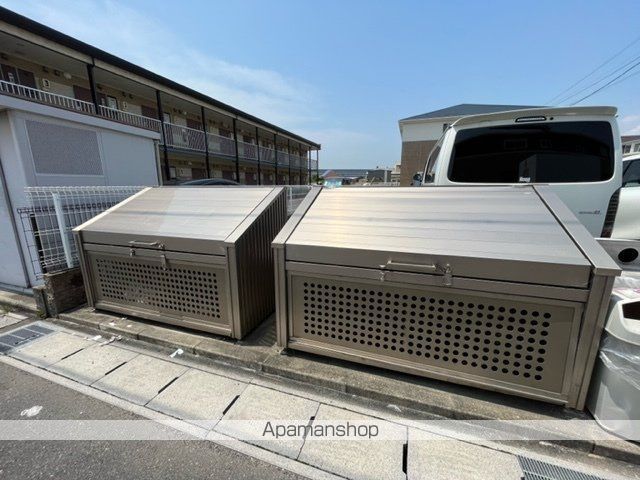 サンプレイスM A棟の外観写真